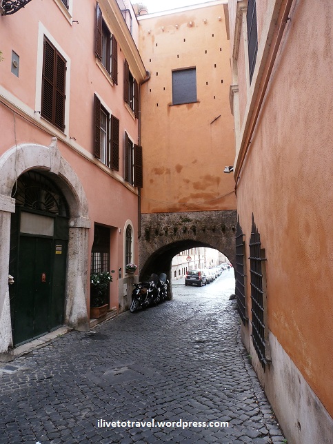 Typical alley in the Trastevere Typical alley in the Trastevere in Rome, Italy