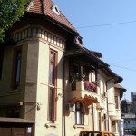 Home in the center of Bucharest, Romania - neat architecture