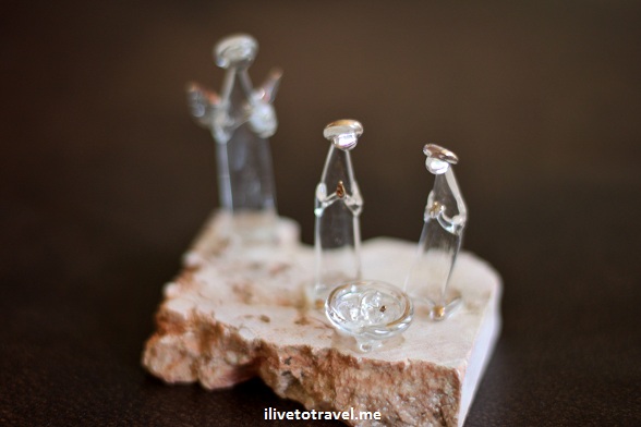 Nativity scene made from glass