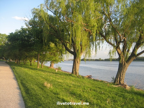 Running along the Potomac