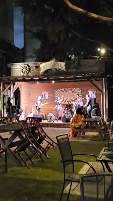 Friday night #live #music #Atlanta