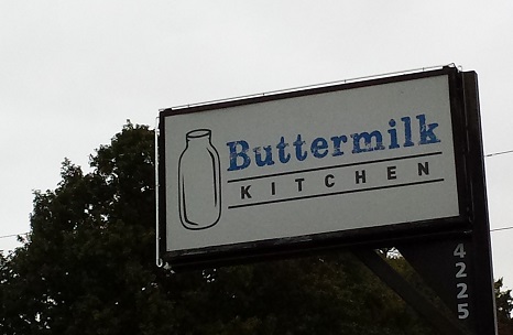 Fried Chicken Worth the Pot-hole in Atlanta