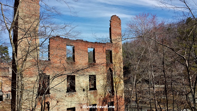 A Great Hike Right Near Atlanta:  Sweetwater Creek State Park