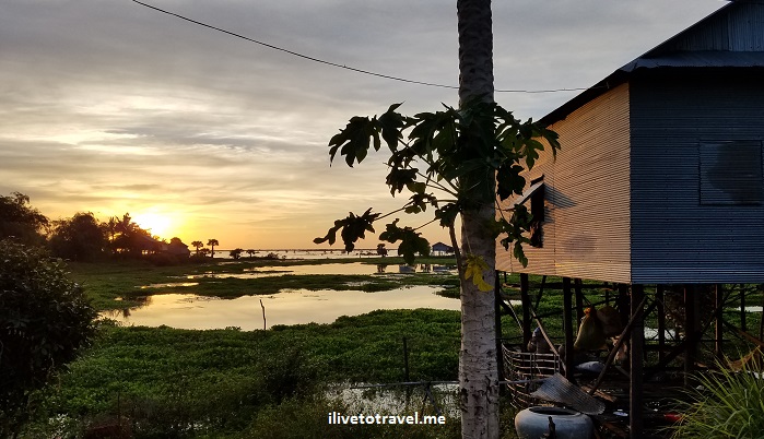 Sunset over Tonlé Sap Lake | Off the Beaten Path Cambodia