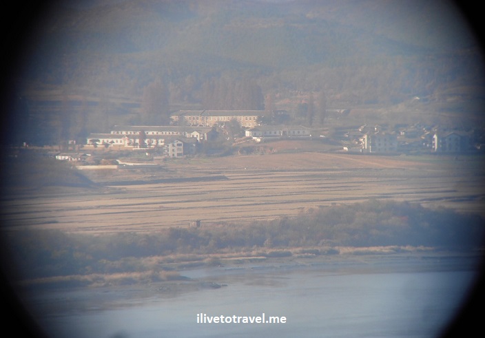 Visiting the Demilitarized Zone (DMZ) in South Korea
